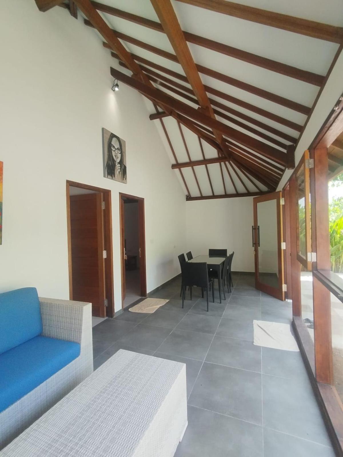 Villa Penyu Гили Траванган Экстерьер фото